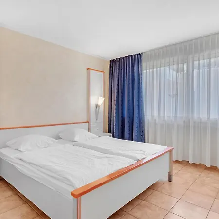 Aparthotel Les Tourelles 3*